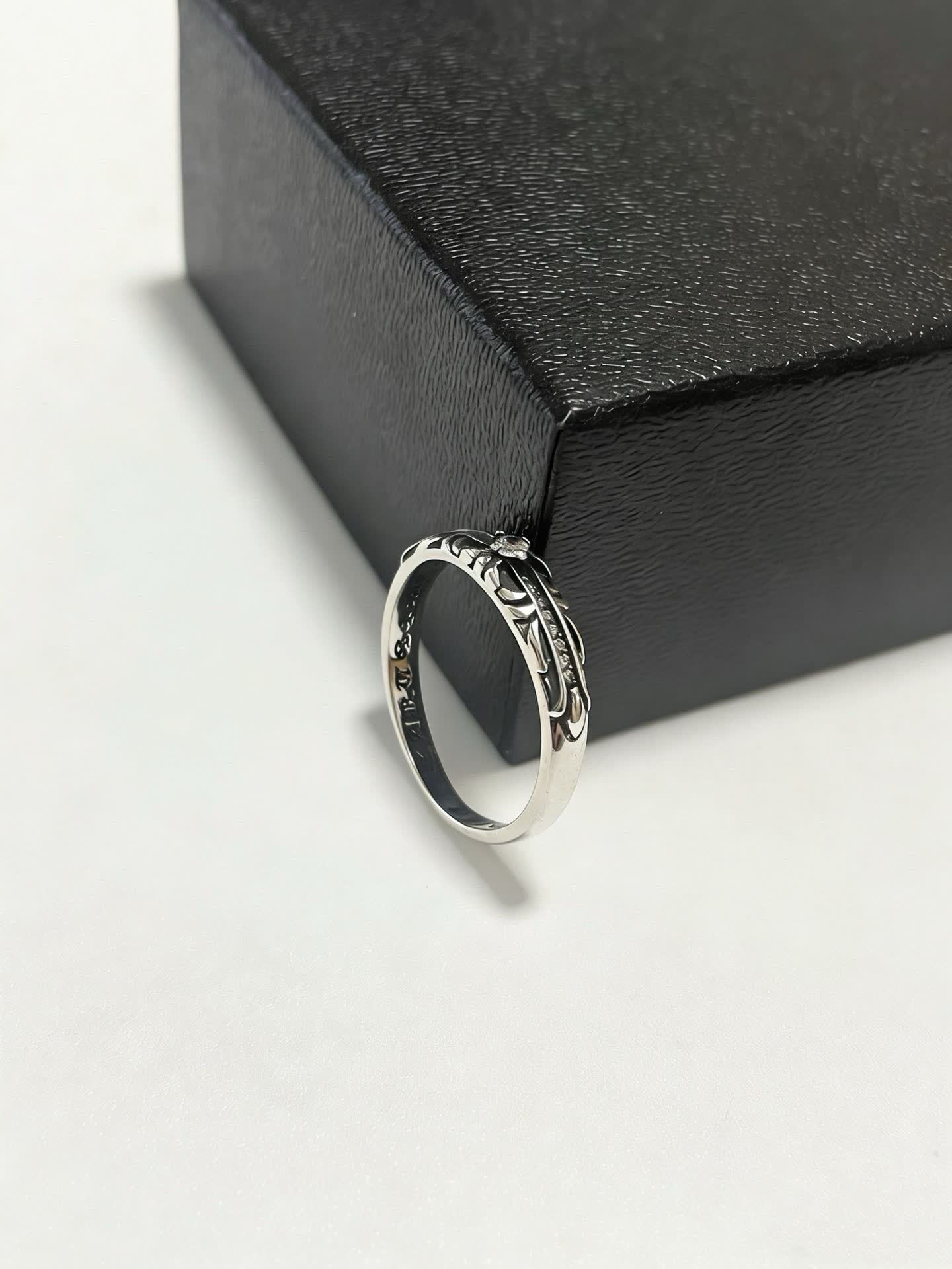 Chrome Hearts Silver Ring with Floral Design